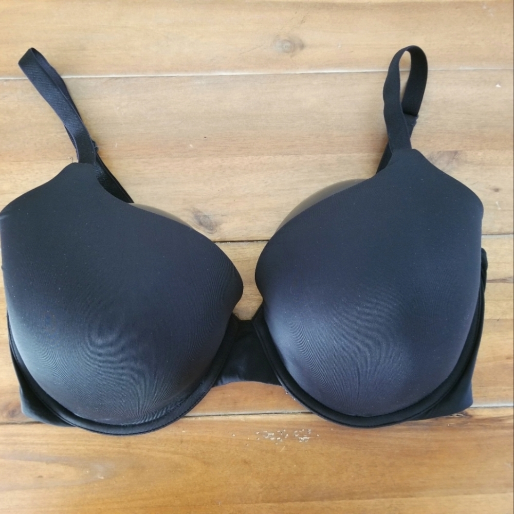 Victoria's Secret Seamless Underwire Bra 36DDD